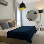 Libest Ribeira 2 - Time Out Market Apartamento *